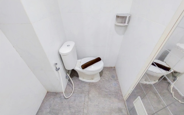 Cozy And Simply Studio Apartment At Urban Heights Residences