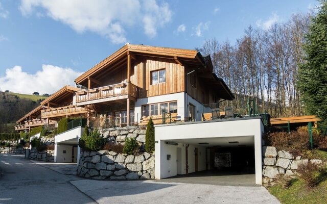 Chalet in Piesendorf With Sauna, Jacuzzi, Pool & Whirlpool