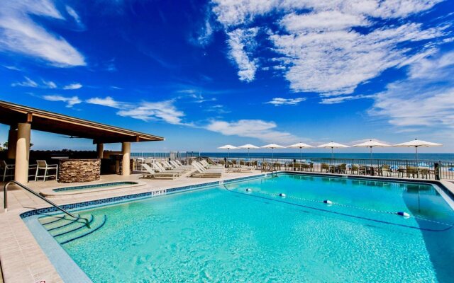 Georgian Inn Beach Club