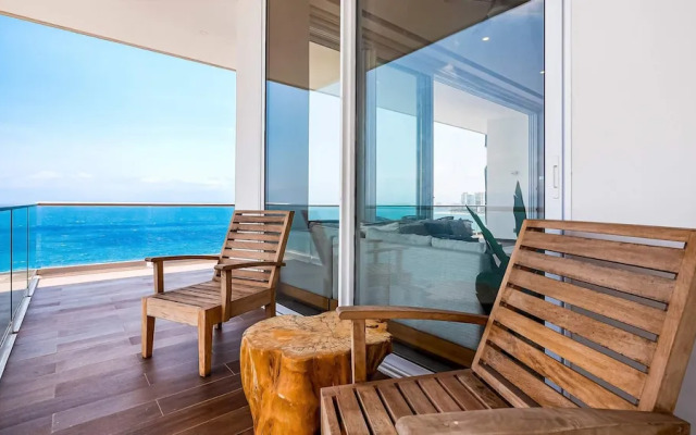 Panoramic Hot Tub Oceanview Penthouse