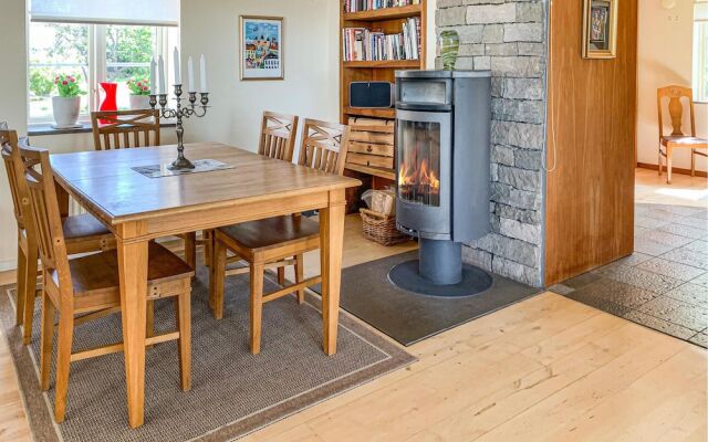 Nice Home in Färjestaden With 3 Bedrooms and Wifi