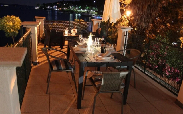 Internazionale Apartment in Feriolo With Lake View and Terrace