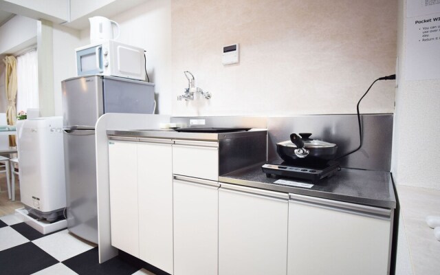 Oval Tokyo Otsuka 201