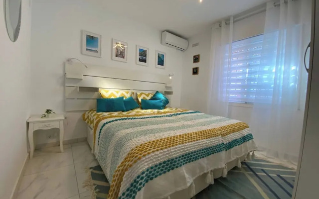 Villa With Pool, Walk to Beach, Restaurants, Shops