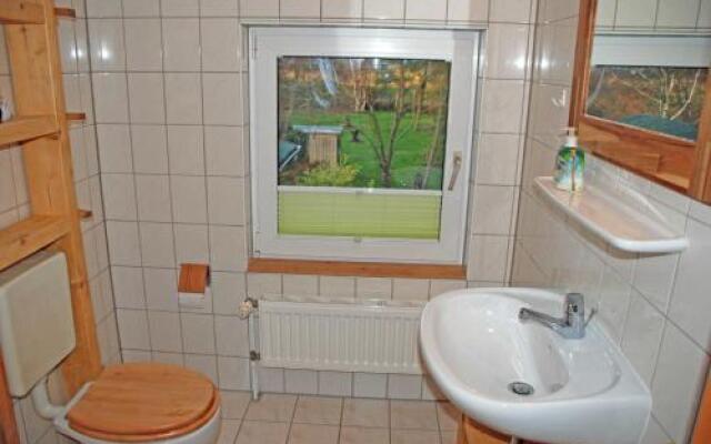 DEB 009 Appartementhaus auf Moench