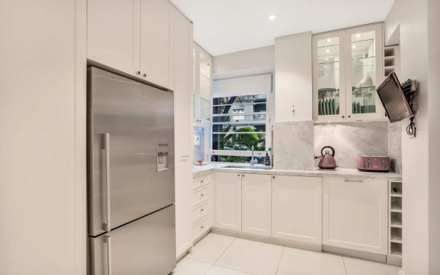 Premium Double Bay 3 bedroom apartment