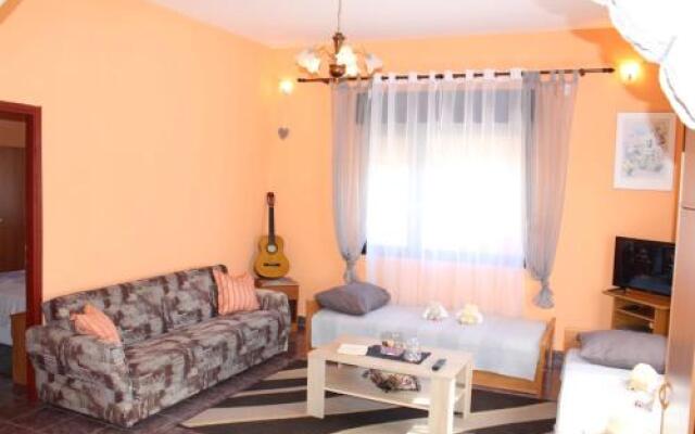 Apartment Buskulic