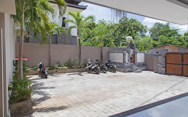 ZEN Rooms Uluwatu Dua Unud