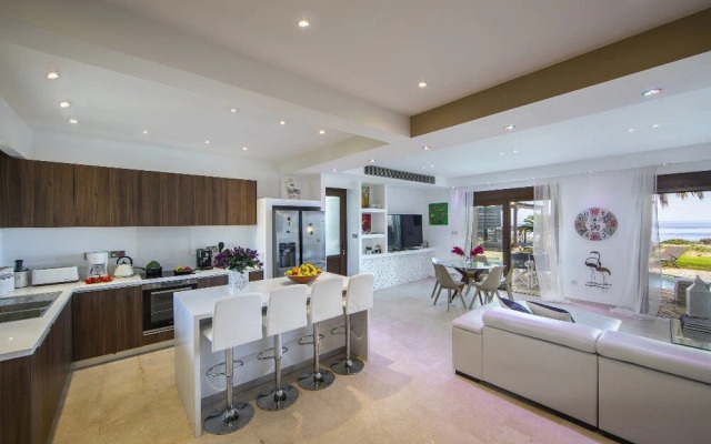 Protaras El Greco Seafront Villa, Greco Mare