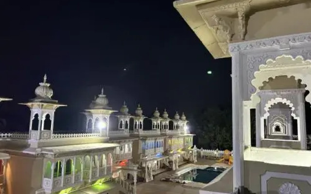 Shan Bala Hotel