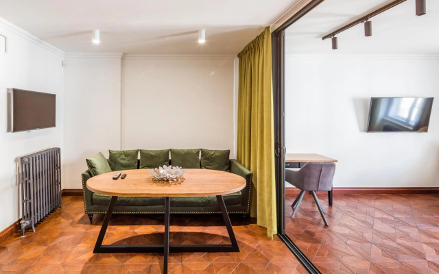 Romari апартименти площа Ринок