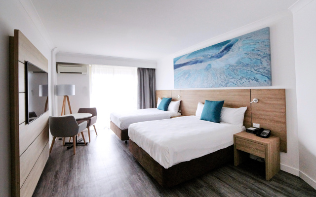 Novotel Cairns Oasis Resort