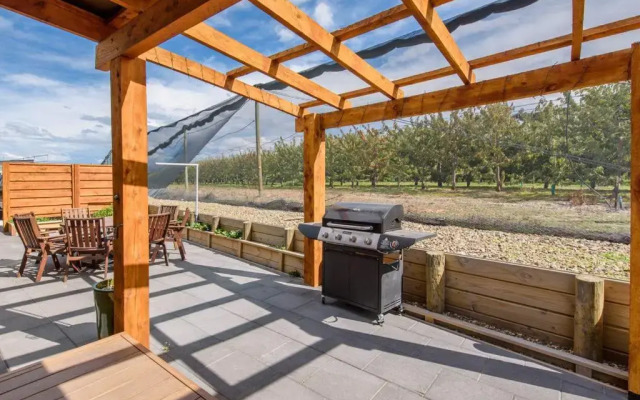 Pisa View Paradise - Cromwell Holiday Home