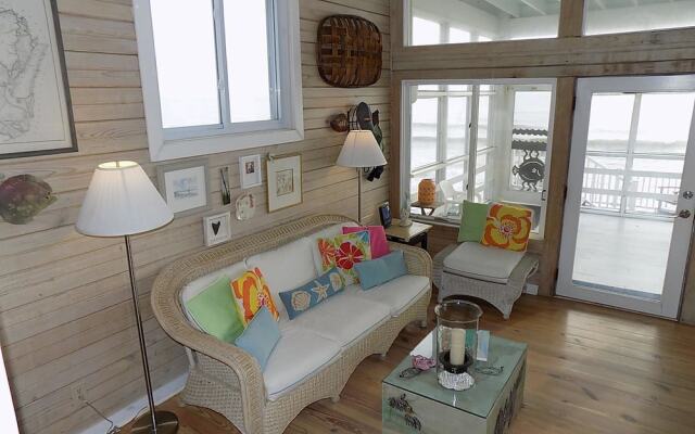 Flying Flounder 4 Bedroom Home