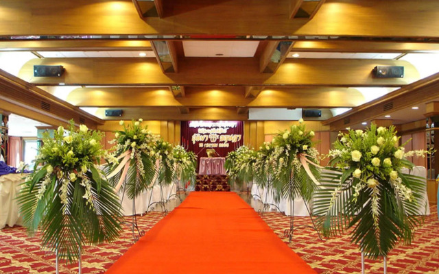 Siam Thani Hotel