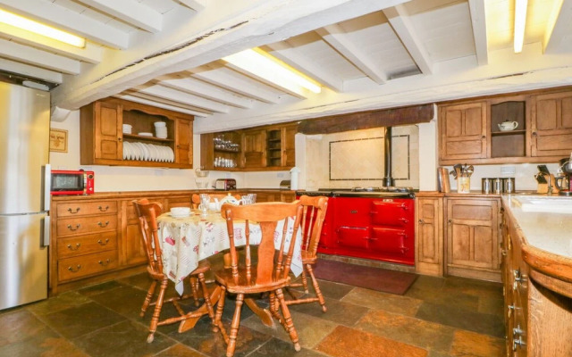 Farmhouse Apartment