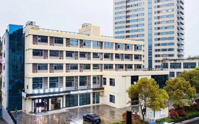 Botong Wenhua Hotel (Xiling Second Road Wuyue Plaza) — 3-star hotel in Yichang