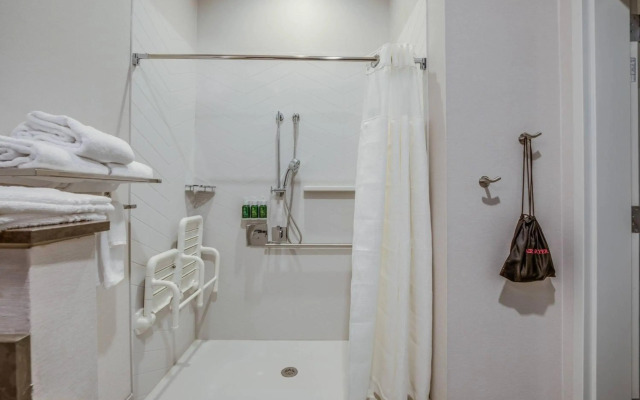 Fairfield Inn & Suites by Marriott Whitewater