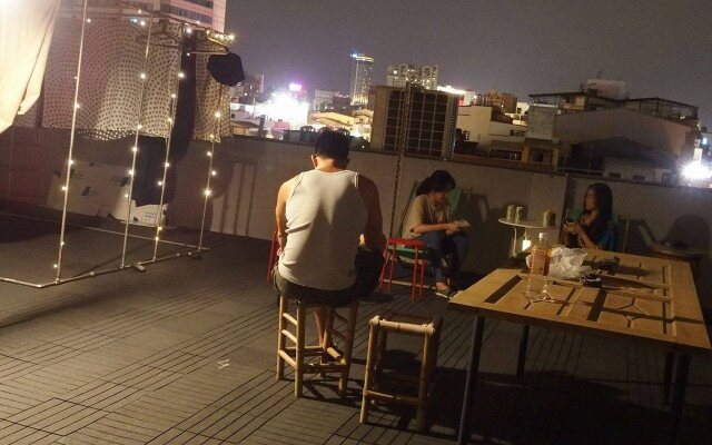 Loft18 Hostel