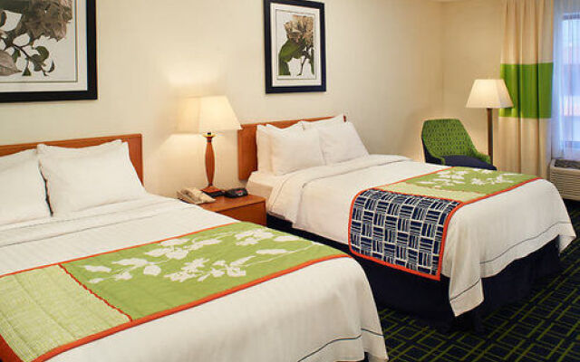Fairfield Inn And Suites Indianapolis East