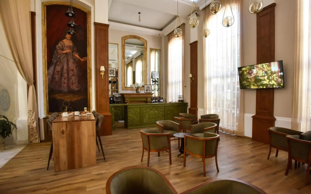 Plaza Camelinas Hotel
