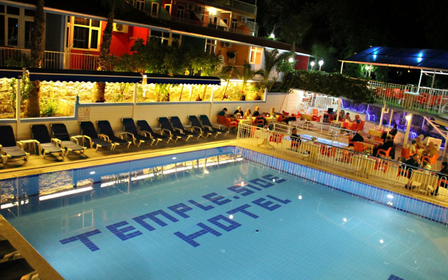 Side Temple Hotel