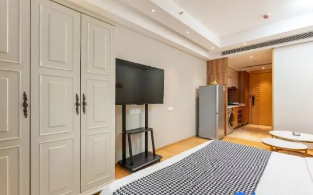 Wanhao Hotel Apartment (Guangzhou City Keyun Road Subway Station)