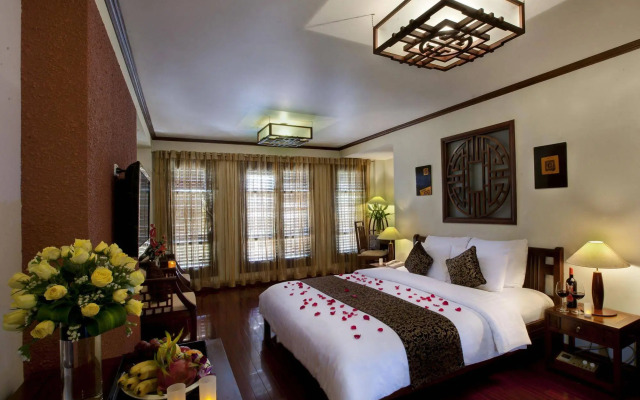Golden Lotus Boutique Hotel