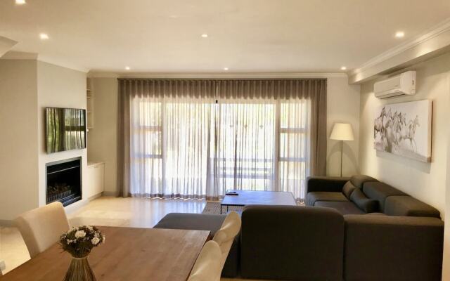 Pearl Valley Golf Lodge