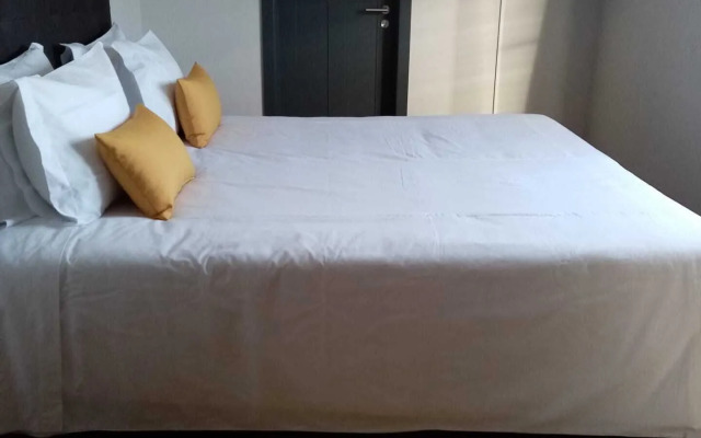 Villa Caparica Hostel