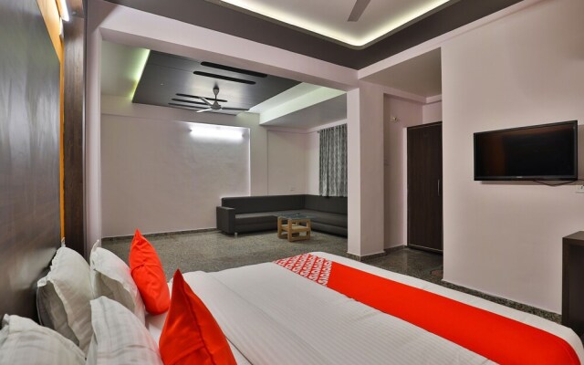 Hotel Ab Apple By OYO Rooms