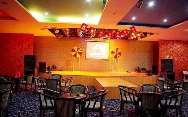 Jiaozuo Xingpeng Zhongzhou Holiday Hotel