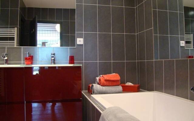 Le Manoir de la Guépière B&B