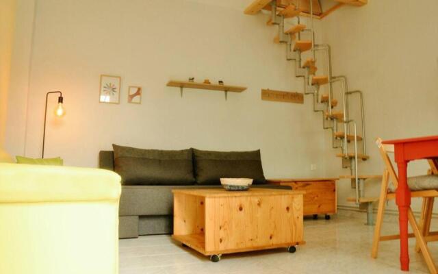 TasoulasHome 1-μονοκατοικια με αυλη