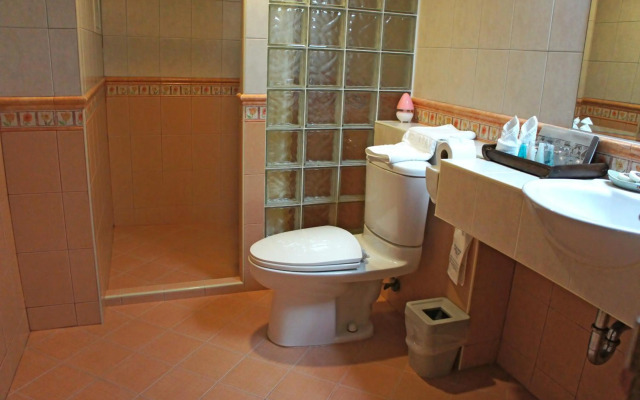 Safari Beach Hotel