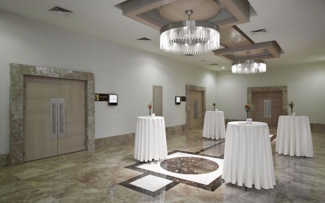 Dedeman Konya Hotel And Convention Center