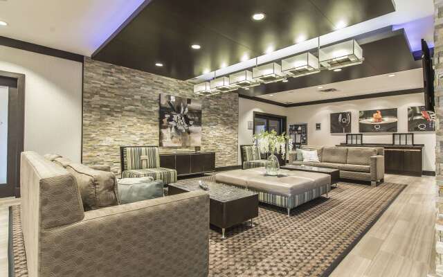 Quattro Hotel & Conf. Centre, an Ascend Collection Hotel