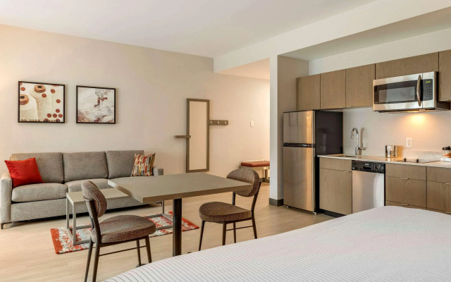 Cambria Hotel Rock Hill - University Center