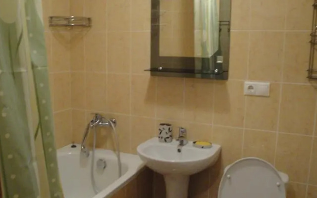 На Квадратов Красных Партизан 248