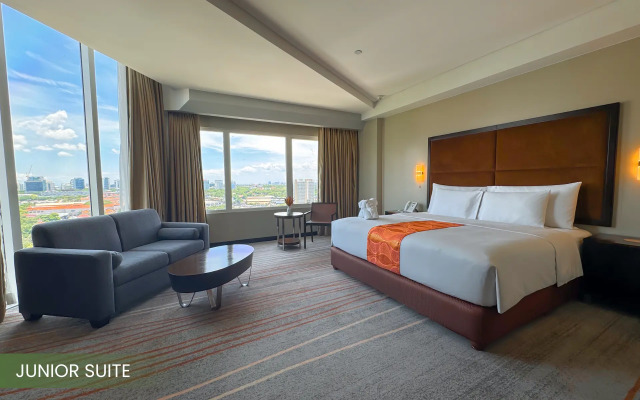 Acacia Hotel Manila