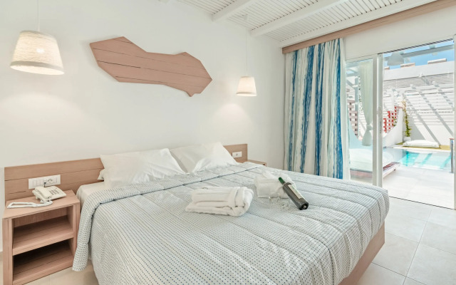 Aloe Hotel
