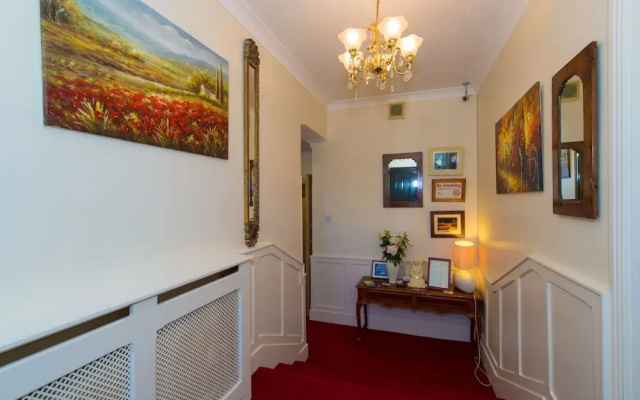 Aisleigh Guest House