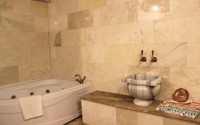 Kayra Cave Suites