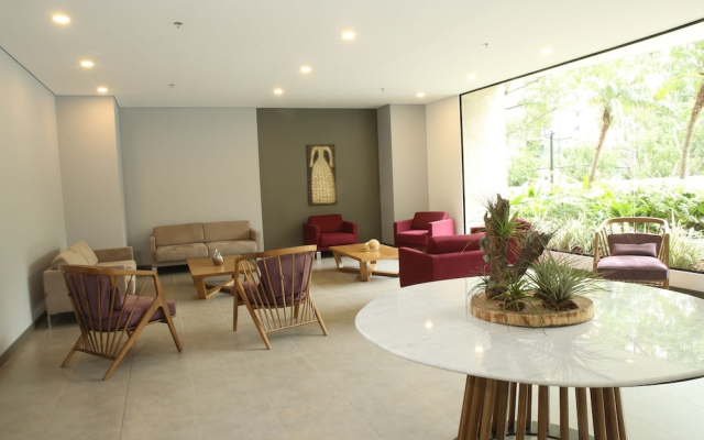 Class Suites By Nomad Guru