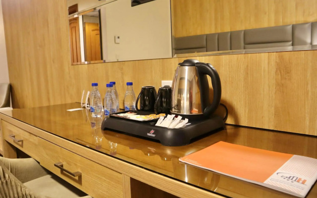 Zowar International Hotel