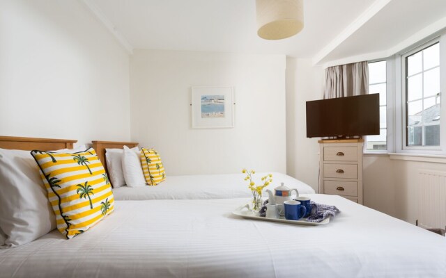 Oystercatcher Apartments