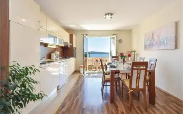 Four Bedroom Holiday Home In Kastel Sucurac
