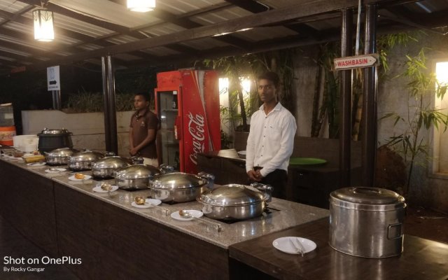 Hotel Ashwin Igatpuri, Pure Veg & Jain Food