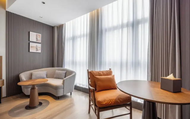 UrCove by HYATT Wuhan Jiefang Riverside