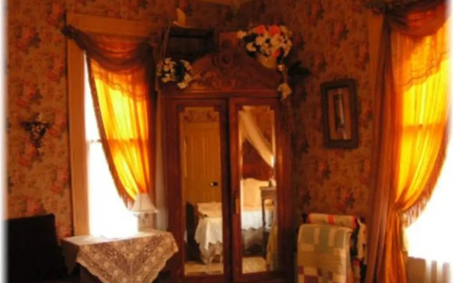 The Carleton House